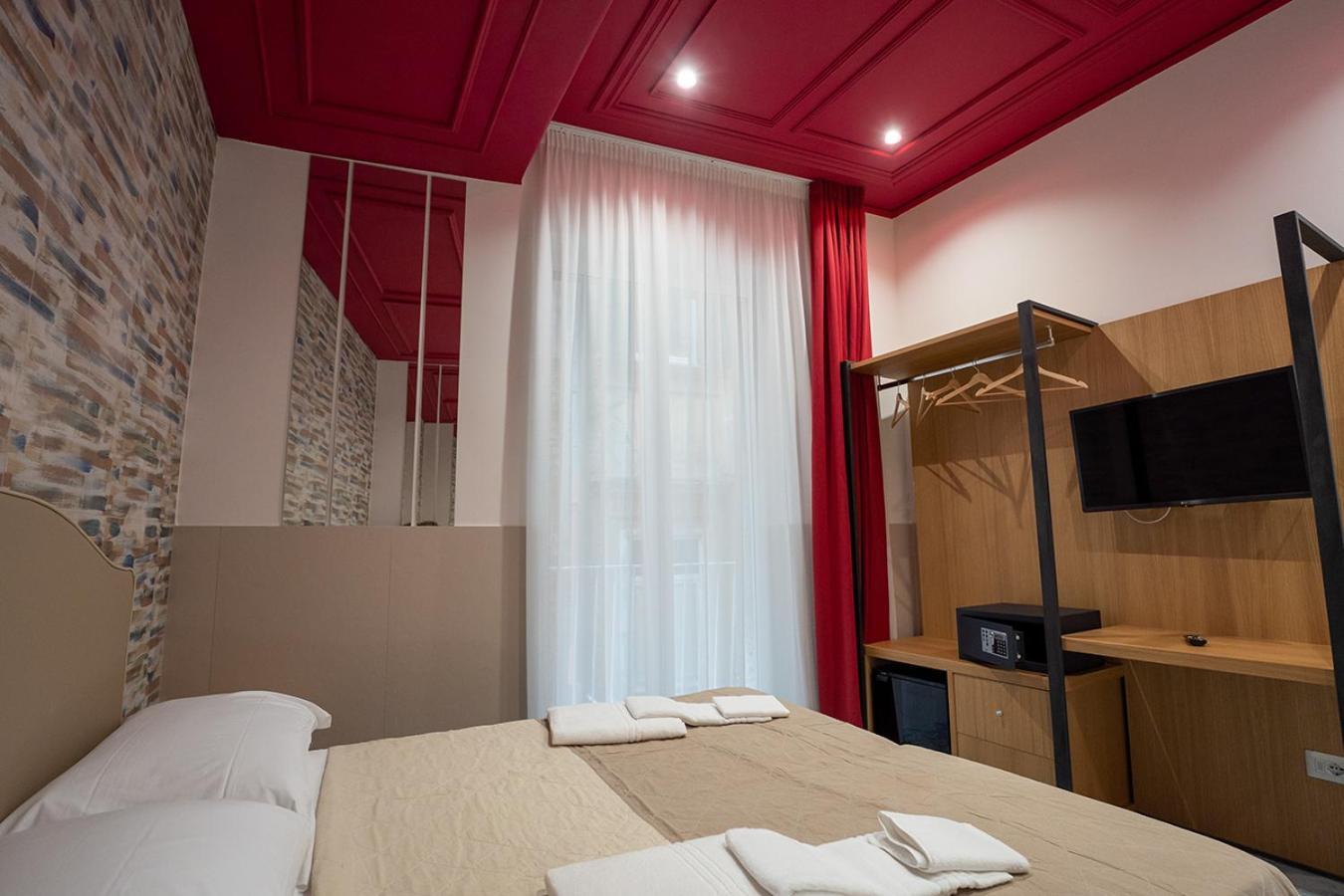 P.C. Boutique Medina H. Napoli Centro, By Clapa Group Hotel Екстериор снимка